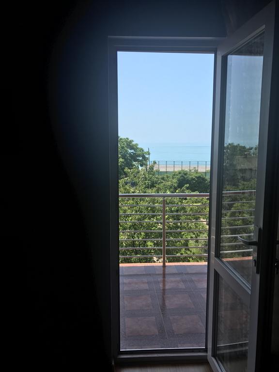 Kvariati - Guest House Exterior foto